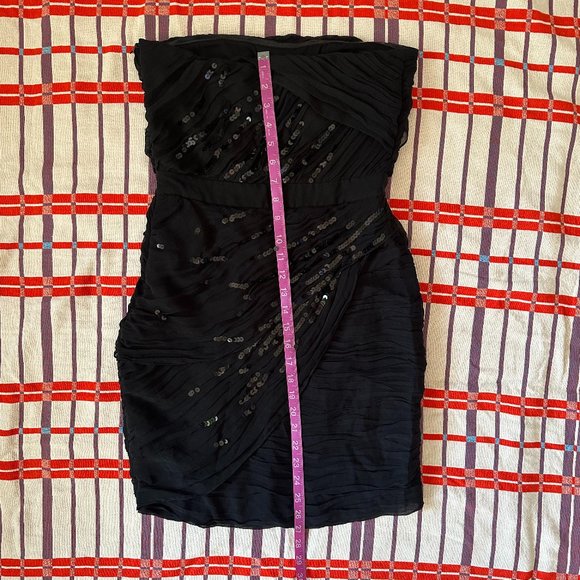 DIANE VON FURSTENBERG BLACK SILK STRAPLESS PARTY DRESS WITH SEQUINS. SIZE 4 - Picture 12 of 15